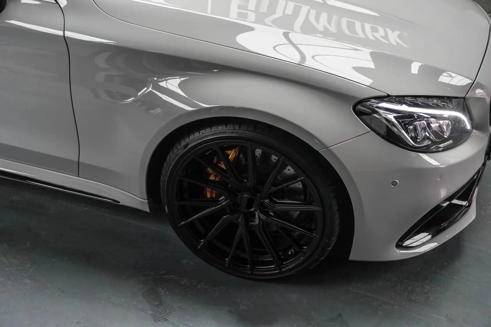 Gloss Ash Grey